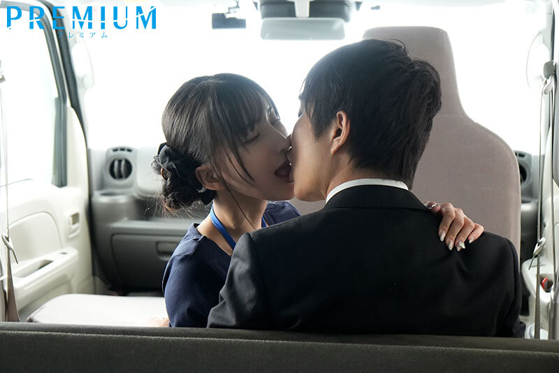 Em sale BĐS thiên thần phệt nhau với khách để chốt đơn Karen Yuzuriha